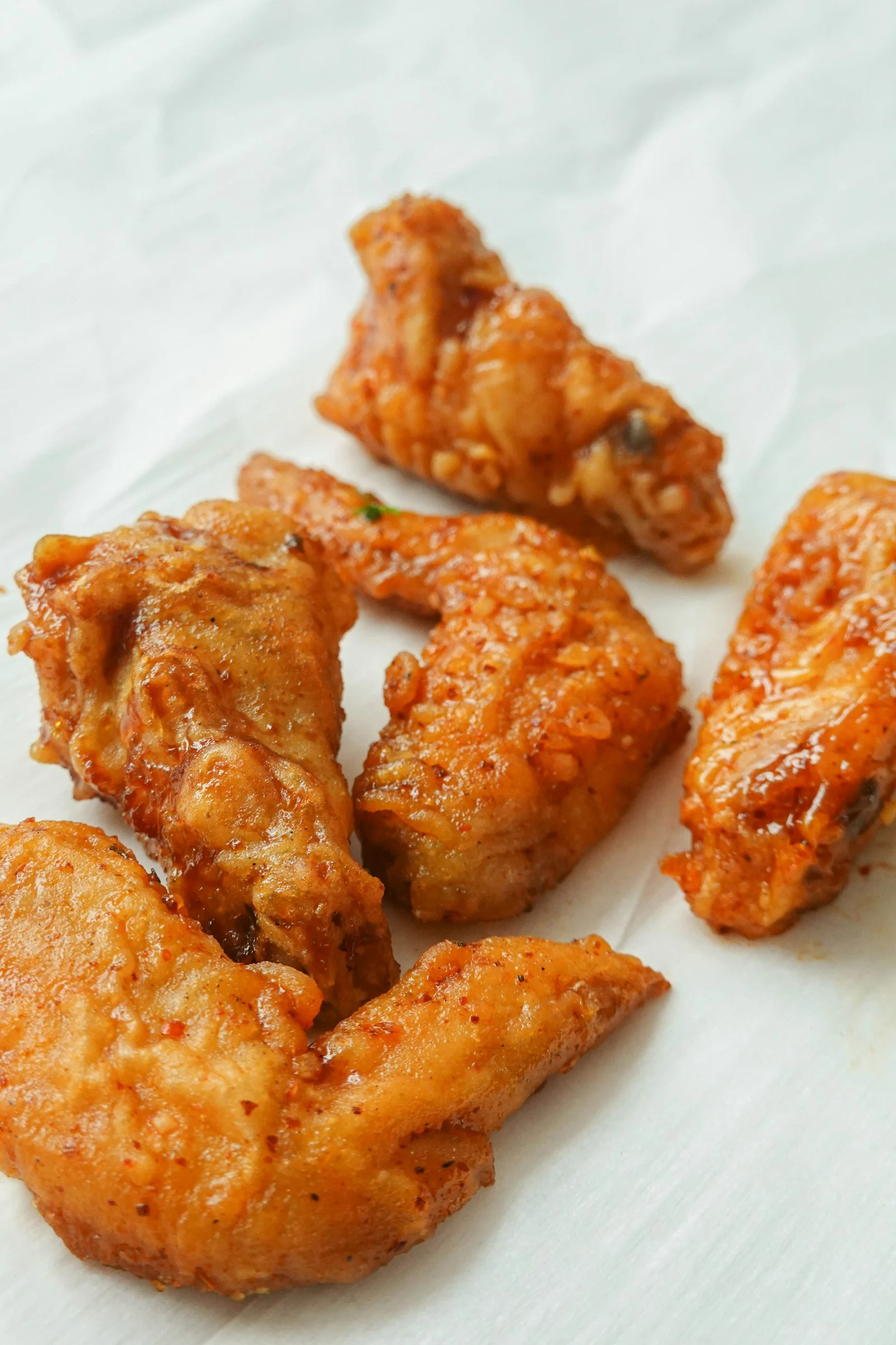 Spicy fried chicken wings