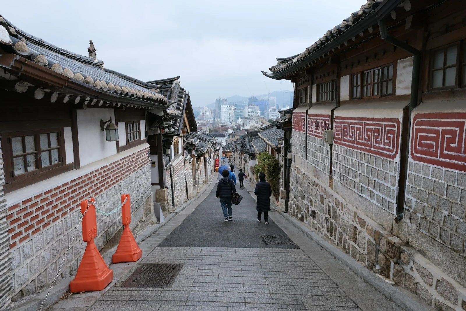 Hanok alley in Bukchon, near Insadong, Seoul